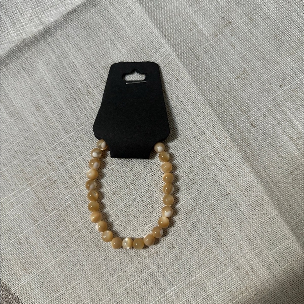 Elegant Beige Beaded Bracelet
